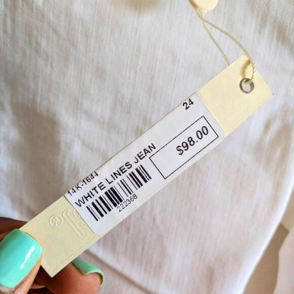 Blank NYC White Lines Jeans Womens Size 24 High Rise Skinny White Fringe Hem NWT - Picture 6 of 14